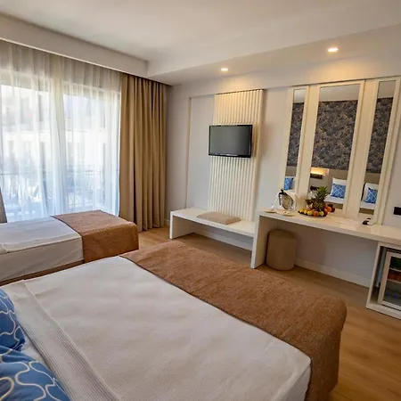 Отель Eldar Garden 4*